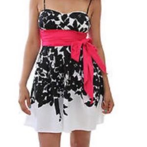 2/$20-NWT B. Darling Mid-length Dress